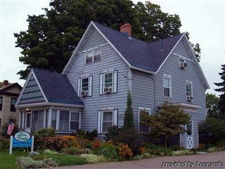 Four Creeks Bed & Breakfast Girard Bagian luar foto