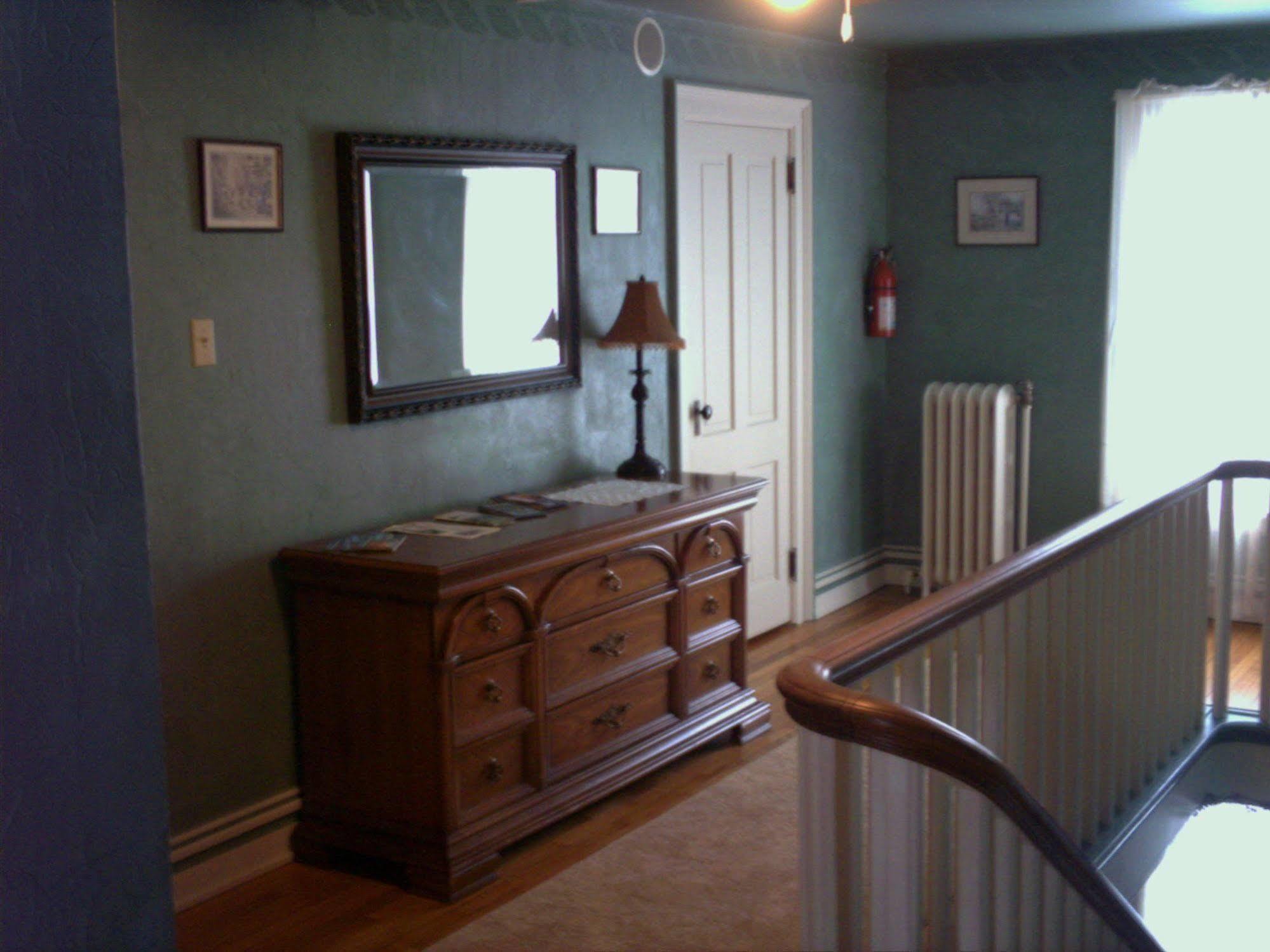 Four Creeks Bed & Breakfast Girard Ruang foto